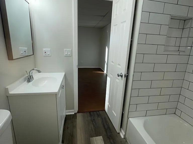 400 White St — Photo 24