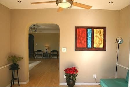 Foyer / Sun room