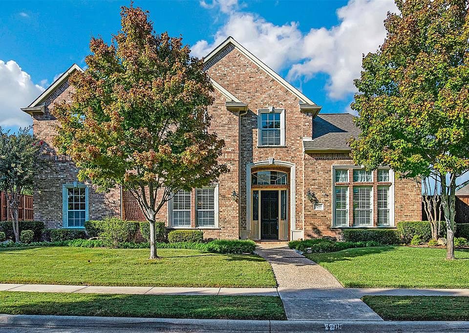 1st image of 3209 Langley Dr