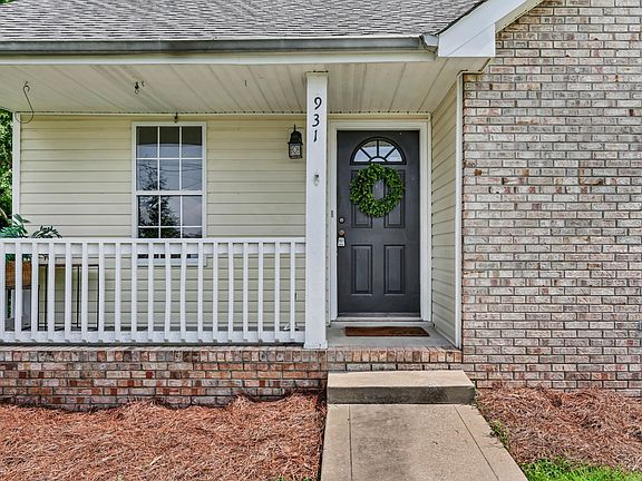 5th image of 931 Drum Ln