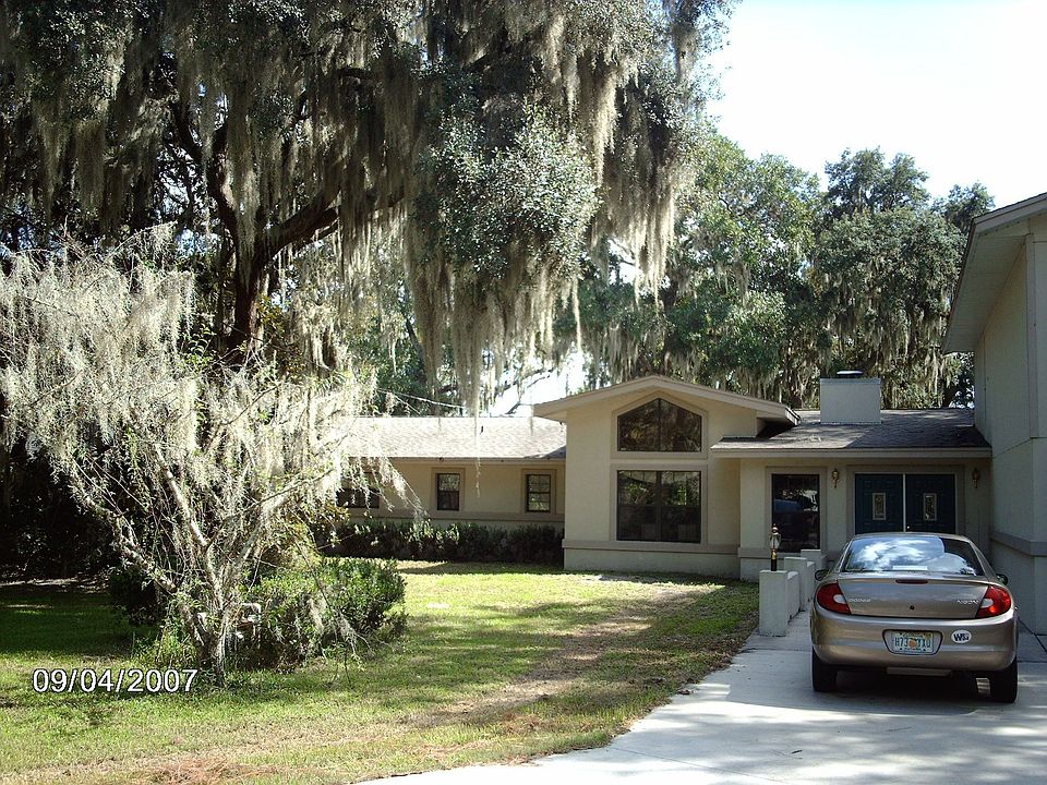 Entrance from Driveway
