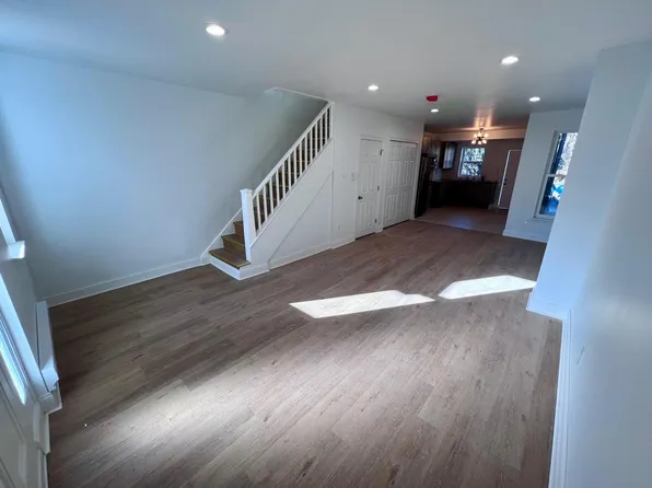 263 E Penn St, Philadelphia, PA 19144