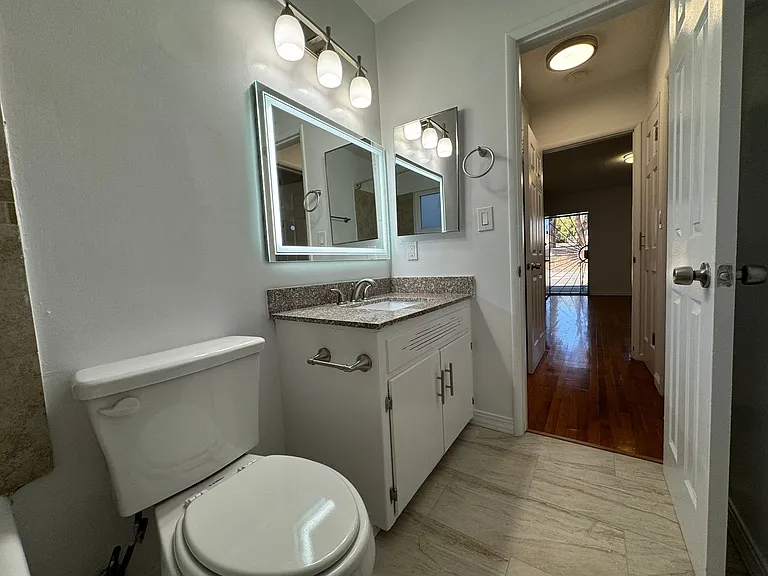 11330 Ohio Ave — Photo 21