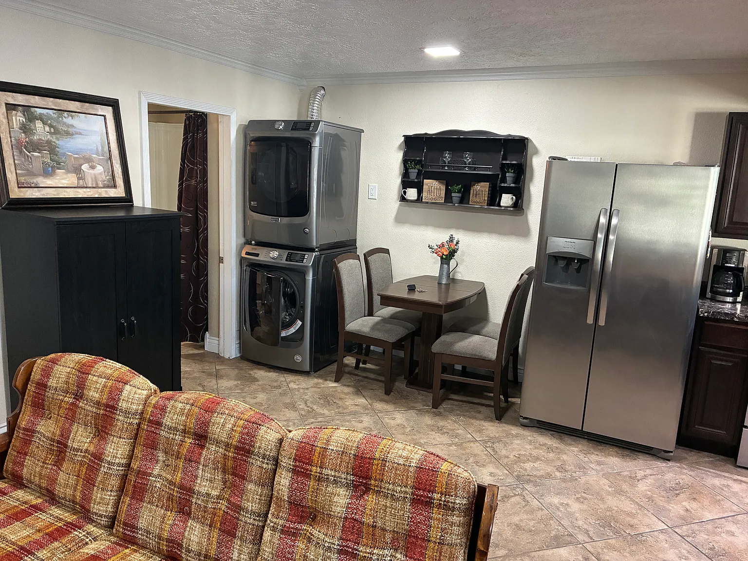 1 bed, 700 sqft, $1,975 — Photo 2