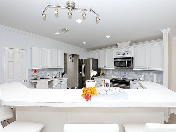 4th image of 11296 Rexmere Blvd #6-10PL