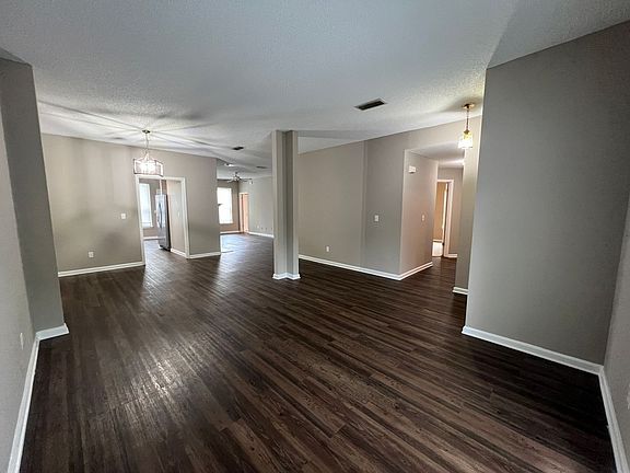 4th image of 10996 Beckley Pl