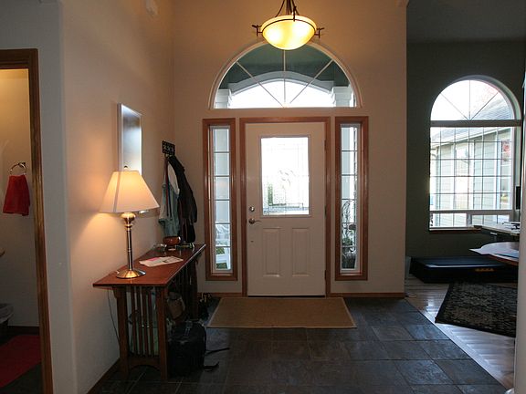 3rd image of 4249 9th Ave NW