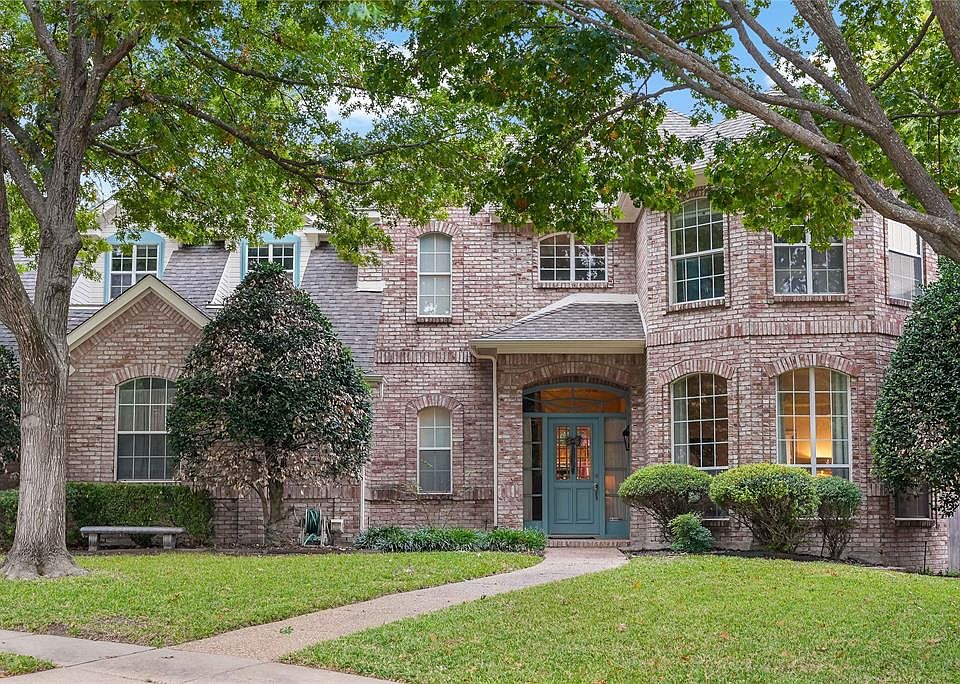 1st image of 2403 Bastille Ct