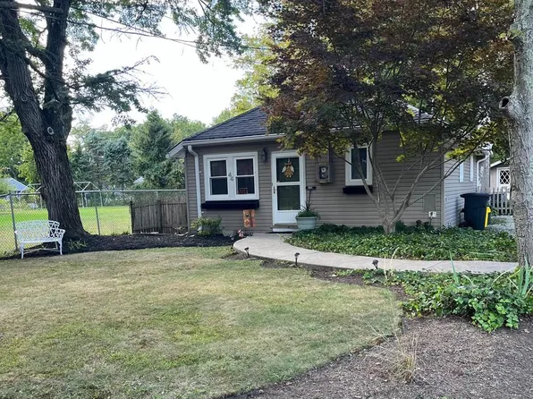 44 Fairlawn Ave, Hamilton, NJ 08619