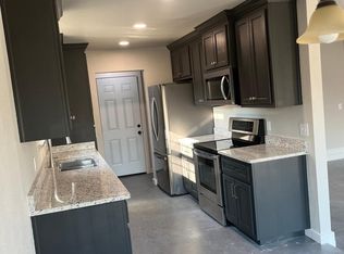 821 W Imperial St S, Broken Arrow, OK 74011