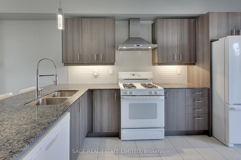 Ajax Townhouse for rent - 2 Bedrooms — photo 8