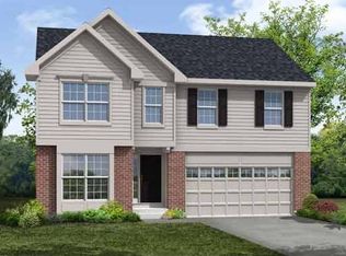 206 Side Saddle Ln, Berea, OH 44017