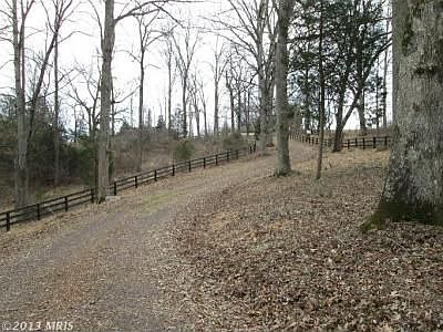 1st image of 18070 Carter Ln