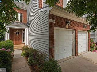 11326 Bulova Ln, Fairfax, VA 22030