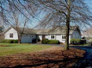 24 Bluebird Ln, Lottsburg, VA 22511