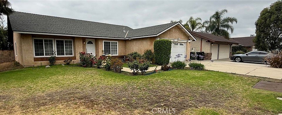 1st image of 1098 Sentinel Dr