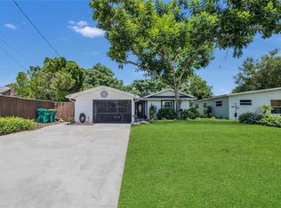 1203 Monterey Dr, Eustis, FL 32726