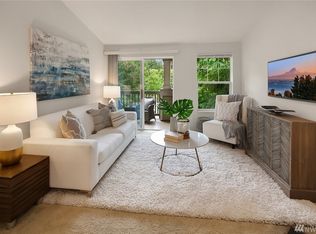 7711 NE 175th St #206, Kenmore, WA 98028
