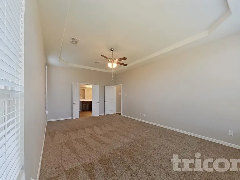 612 Golden Bell Dr — Photo 10