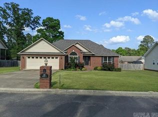 108 Golden Eye Ct, Hot Springs, AR 71901