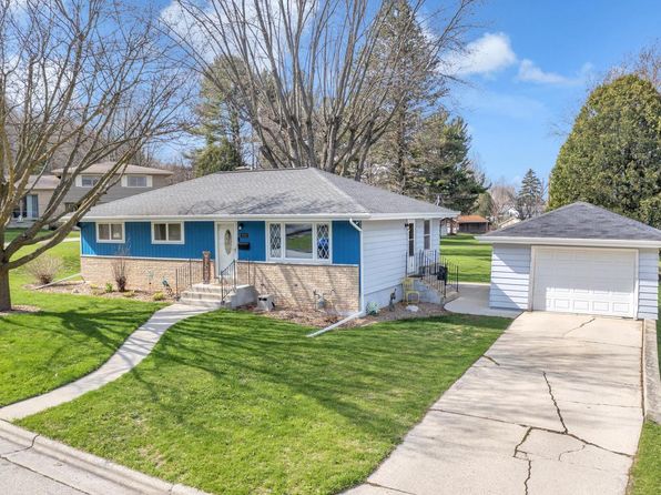 532 Fremont STREET, Plymouth, WI 53073