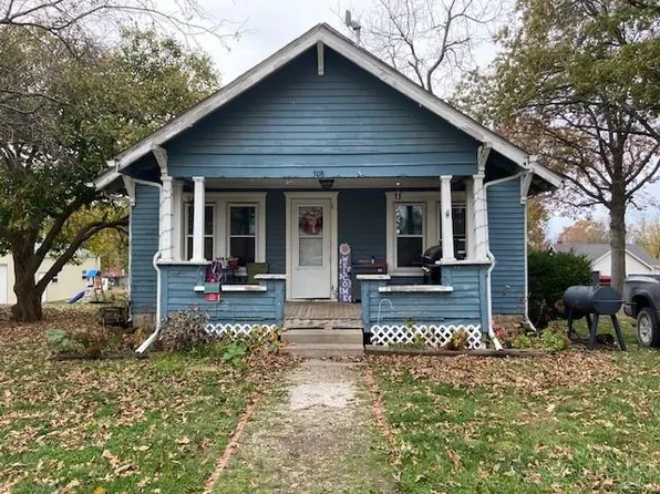 308 N 2nd St, Gower, MO 64454