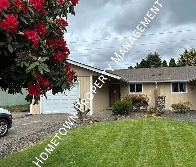 214 65th Way SW #B — Photo 1