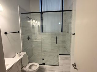843 W Adams St APT 312, Chicago, IL 60607