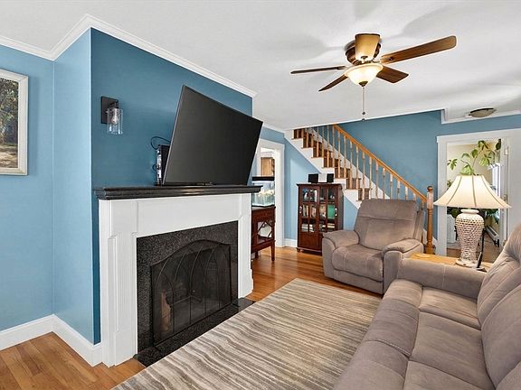 5th image of 69 Spring St