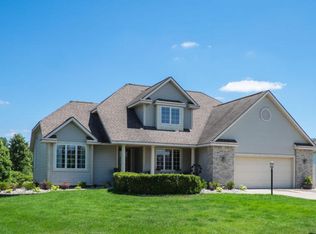 13134 Acacia Dr, Grand Haven, MI 49417