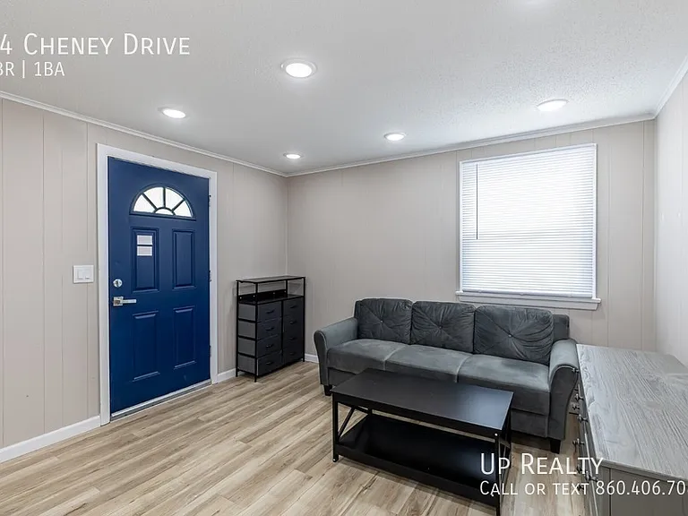 64 Cheney Dr — Photo 19
