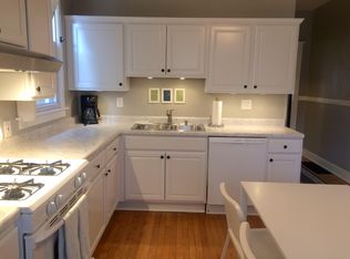 4225 N Damen Ave, Chicago, IL 60618