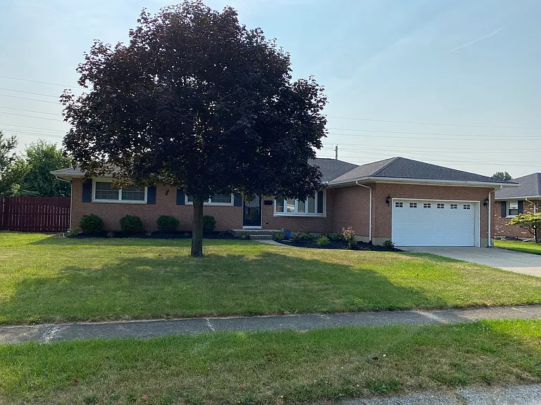 5030 Ridgewood Rd E — Photo 1