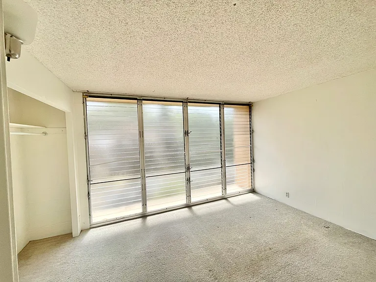 95-273 Waikalani Dr #D702 — Photo 12