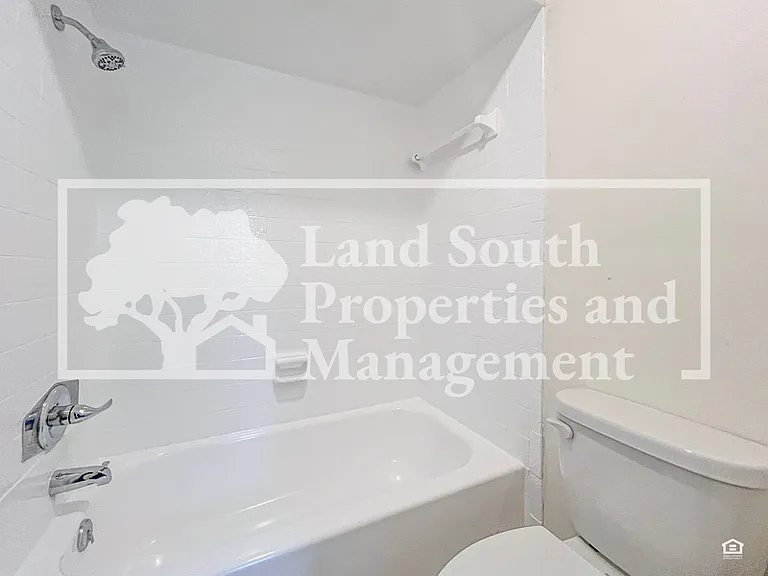 124 Rosalynn Cir — Photo 12