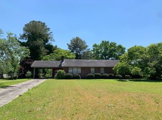 440 Rowan Rd, Clinton, NC 28328