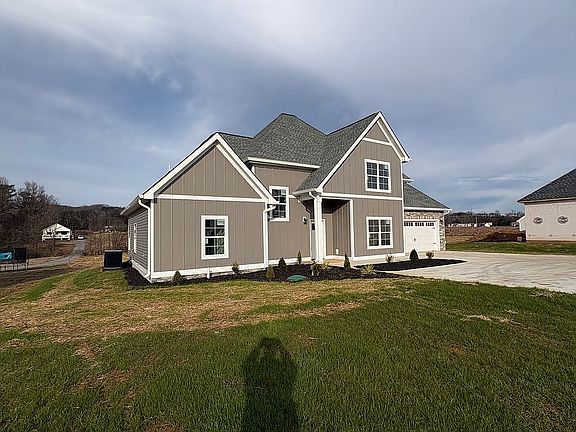 5th image of 198 Lead Mine Valley Rd SE