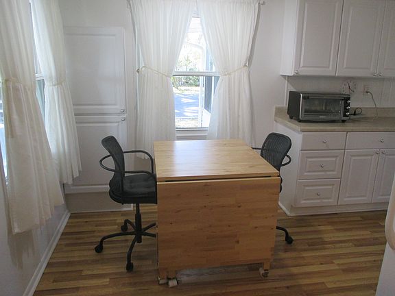 5th image of 103 Aspen Cir