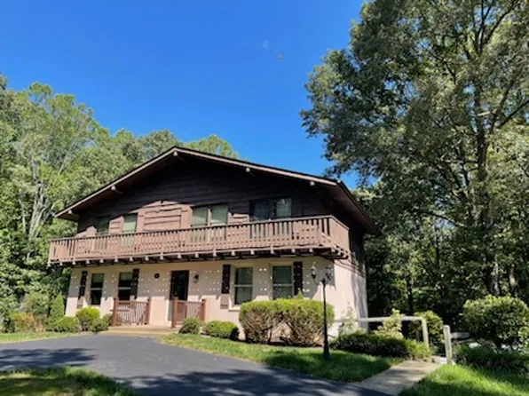 7604 Signal Hill Rd, Manassas, VA 20111