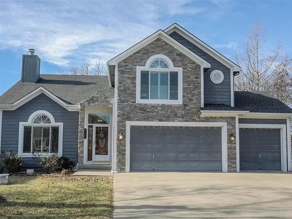 15332 S Dice Ln, Olathe, KS 66062