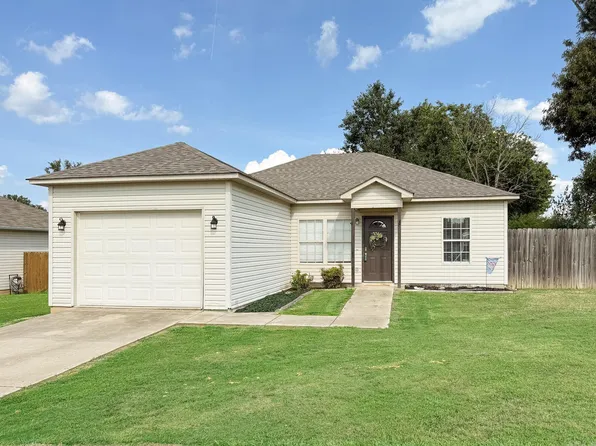 1605 Moon Rd, Ward, AR 72176