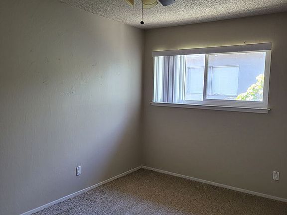 5th image of 5989 Lake Crest Way APT 20