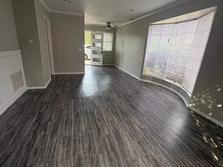Marella Apartments — Photo 2