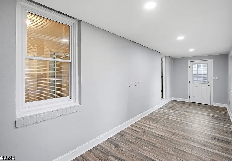 28 Edgewood Ter #A — Photo 14