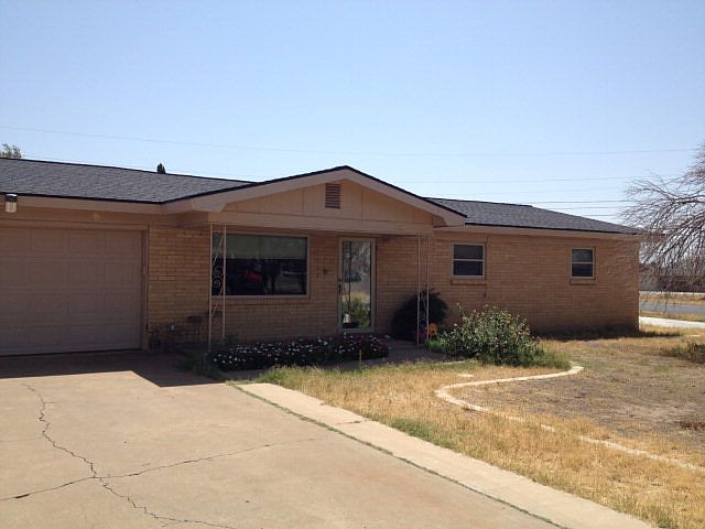 1st image of 200 Delmar Dr