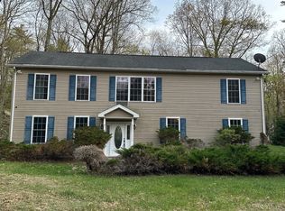 1241 Coolbaugh Rd, East Stroudsburg, PA 18302