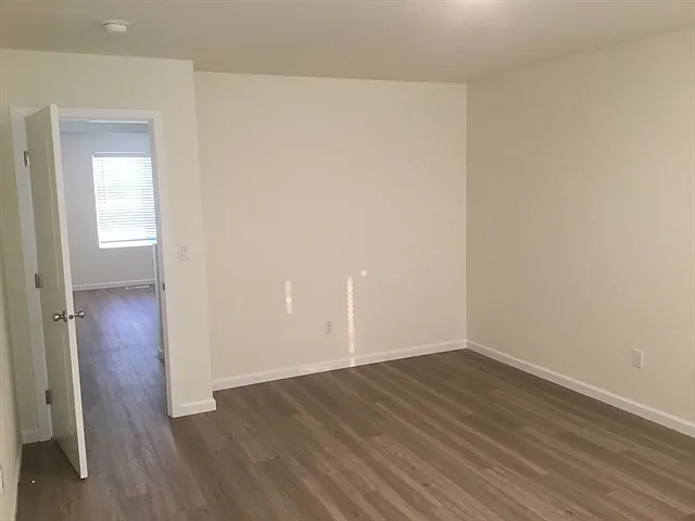 4 bed, 2.5 bath, 2175 sqft, $3,025 — Photo 3