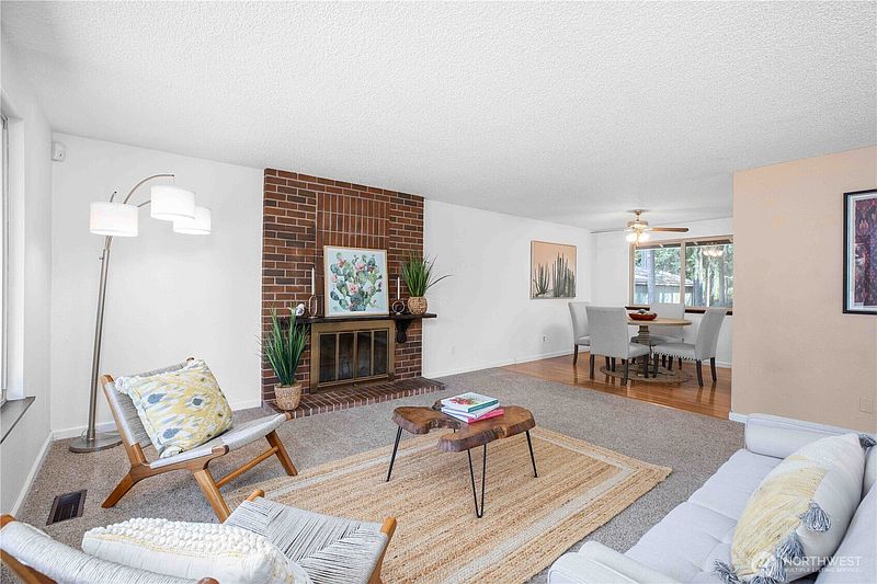 5th image of 5194 Granada Place SE