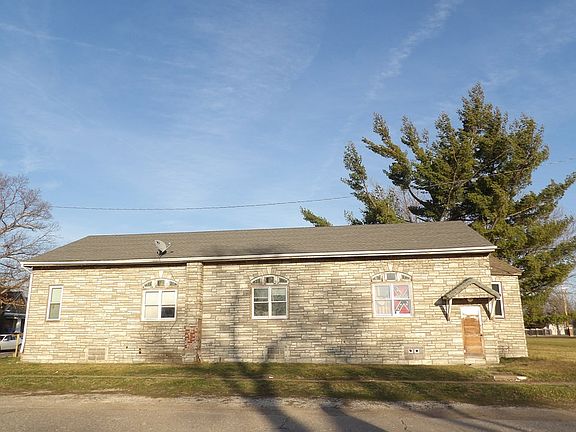 3rd image of 502 E Fillmore St