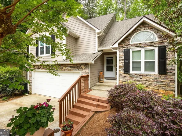 3573 Bramwell Xing NW, Kennesaw, GA 30144